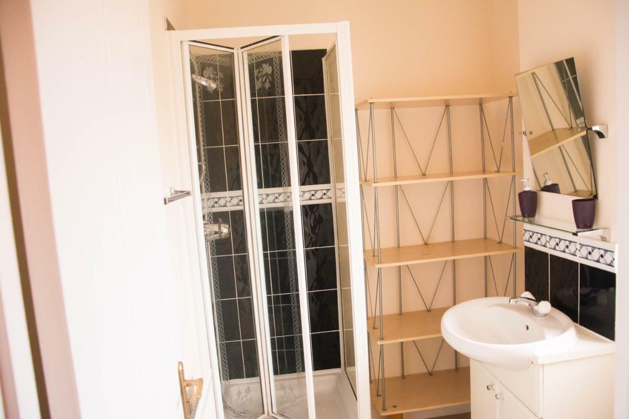 Sweet Guest House Chatham Чатем Екстер'єр фото