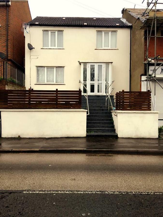 Sweet Guest House Chatham Чатем Екстер'єр фото